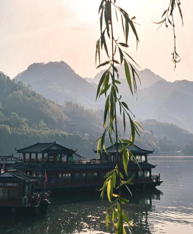 导游电线晚定制团费用多少J9九游会西安旅游私人